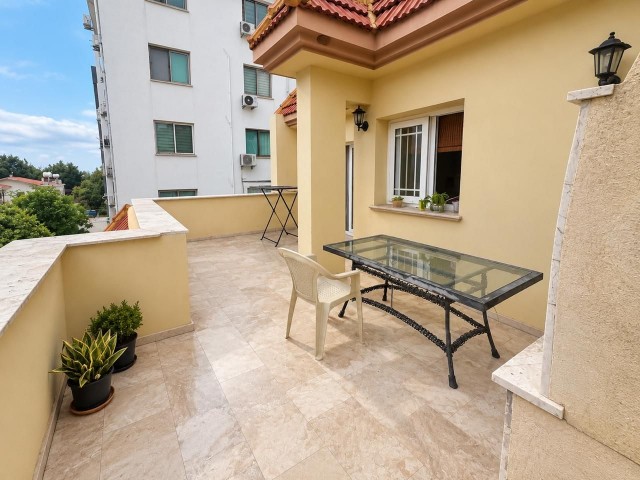 Satılık 3+1 Dubleks Penthouse Çarşı Merkezde Fırsat Daire/ Girne