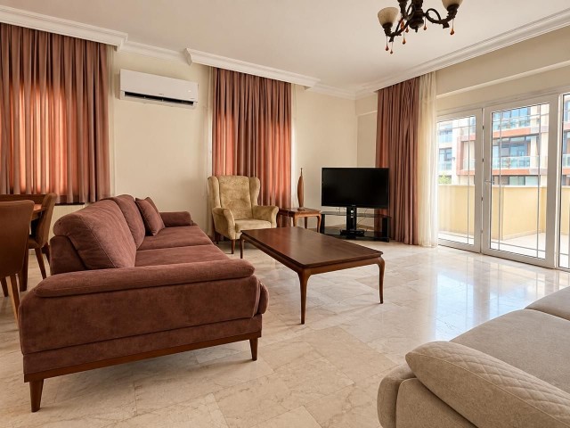 Satılık 3+1 Dubleks Penthouse Çarşı Merkezde Fırsat Daire/ Girne - Fotoğraf 3