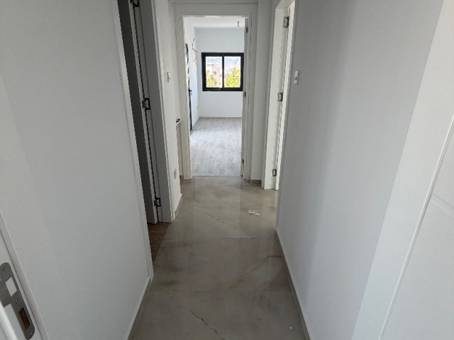🏙️ Gönyeli’de Araç Takasına Açık, Türk Koçanlı Satılık 2+1 Penthouse - Fotoğraf 4