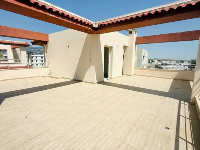 Lefkoşa Hamitköy’de Elden Ödeme İmkanı İle Triplex Villa | 84 Ay Faizsiz Ödeme - Fotoğraf 3