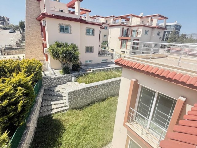 Lefkoşa Hamitköy’de Elden Ödeme İmkanı İle Triplex Villa | 84 Ay Faizsiz Ödeme - Fotoğraf 4