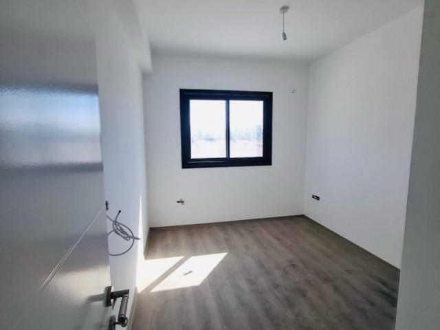 Küçük Kaymaklı’da Elden Taksit İmkanı İle 2+1 Satılık Daire | 48 Ay Faizsiz Ödeme - Fotoğraf 3