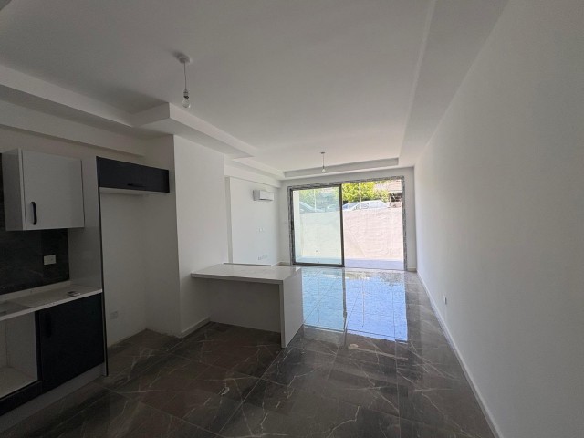 HAMİTKÖY’DE ELDEN TAKSİT İMKÂNIYLA SATILIK TÜRK KOÇANLI 2+1 DAİRE