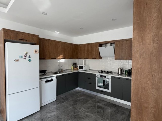 Lefkoşa Gönyeli Full Eşyalı 2+1 Daire - Fotoğraf 1