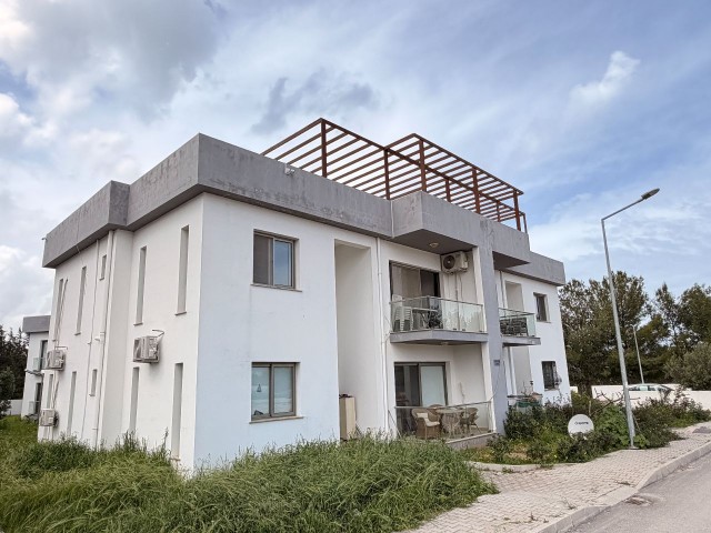 Girne Lapta'da 2+1 Ful Eşyalı Daire - Fotoğraf 2