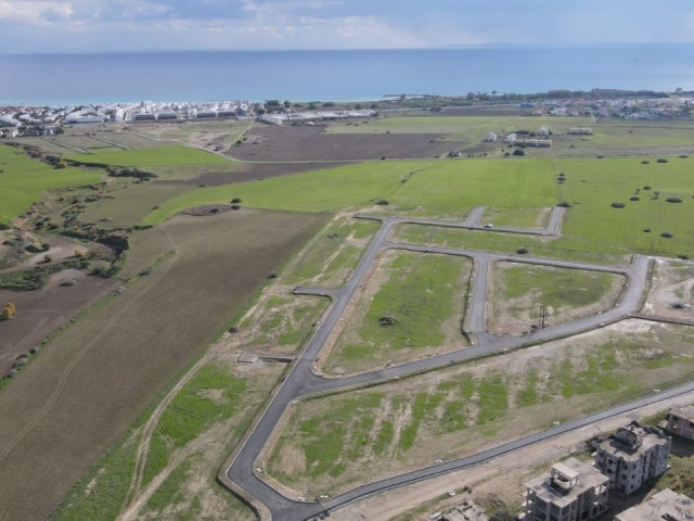 İskele Boğaz İmarlı Satılık Arsa - Fotoğraf 2