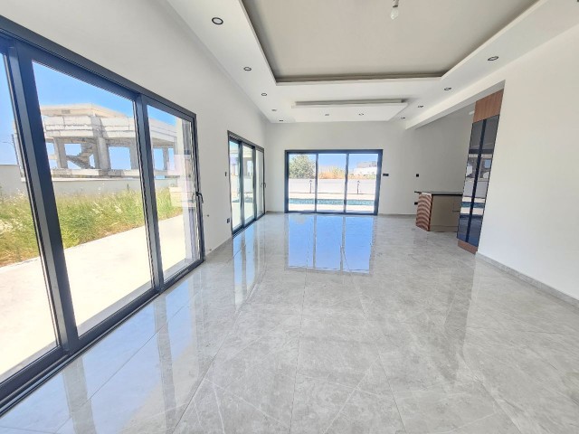 Alsancak 4+1 Lux Villa - Fotoğraf 2