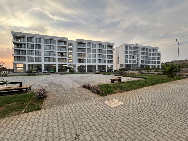 Güzelyurt Kalkanlı 2+1 Satılık daire Sitenin Satış Yetkilisinden acil satılık 1 tane