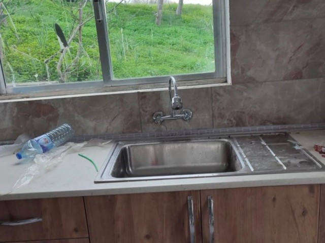 Geçitkale'de Satılık 8,5 Dönüm Arazi