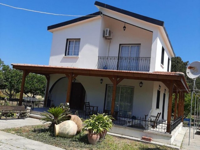 KARSIYAKA SATILIK 1 DONUM 1 EVLEK ICERISINDE VILLA
