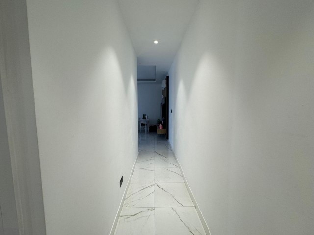 GİRNE ALSANCAK’TA  SATILIK LÜKS 2+1 DAİRE