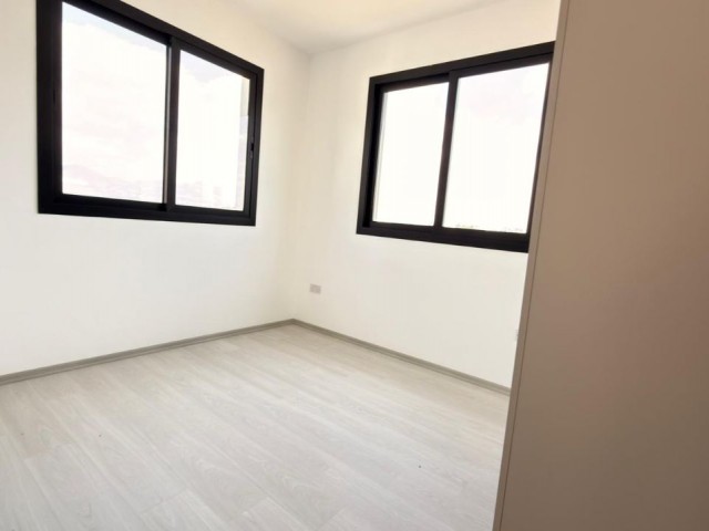 Lefkoşa Kızılbaş'ta Eşdeğer Koçanlı Satılık 2+1 Daire - Fotoğraf 3