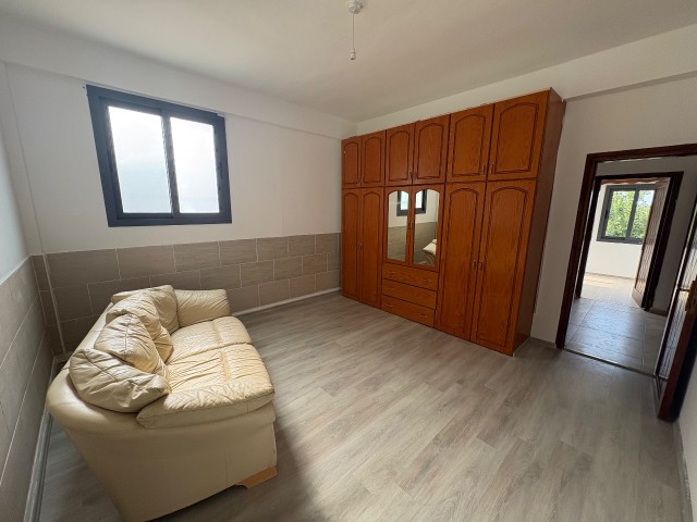 Girne İncesu'da Satılık 2+1 Daire - Fotoğraf 2