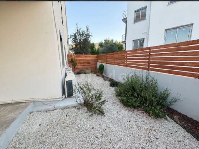 Alsancak’ta 2 + 1 bahçeli daire - Fotoğraf 4