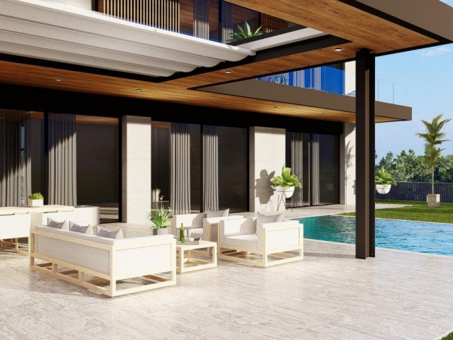 Girne Çatalköy'de Denize Sıfır 6+1 Ultra Lüks Satılık Villa