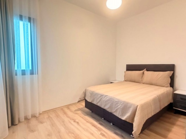 Girne Çatalköy'de Dağ & Deniz Manzaralı Özel Bahçeli Satılık 3+1 Daireler