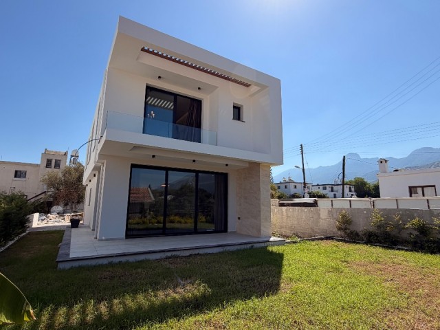🏡✨ Girne Çatalköy’de Lüks 3+1 Satılık Villa ✨🏡 - Fotoğraf 1
