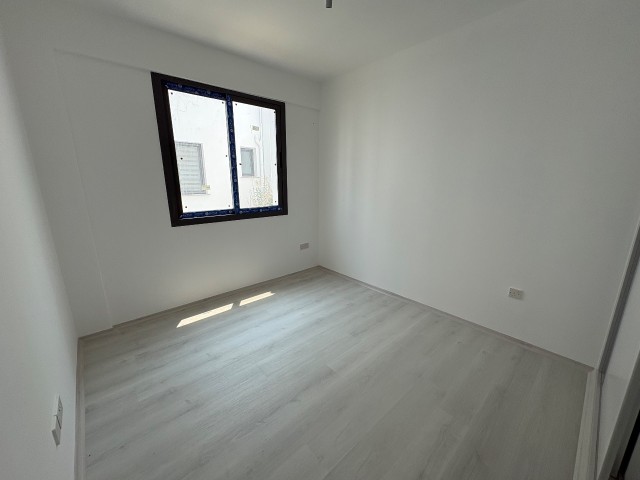 Girne Alsancak'ta Havuzlu Lüks Sitede 2+1 Satılık Daire - Fotoğraf 3