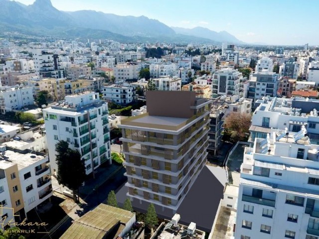 Girnenin Tam Merkezinde!!! Yüksek Kira Garantı !!!! 2+1 Daireler ve Penthousedan Oluşan Komple Satılık Lüks Bina. - Fotoğraf 1