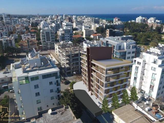 Girnenin Tam Merkezinde!!! Yüksek Kira Garantı !!!! 2+1 Daireler ve Penthousedan Oluşan Komple Satılık Lüks Bina. - Fotoğraf 2