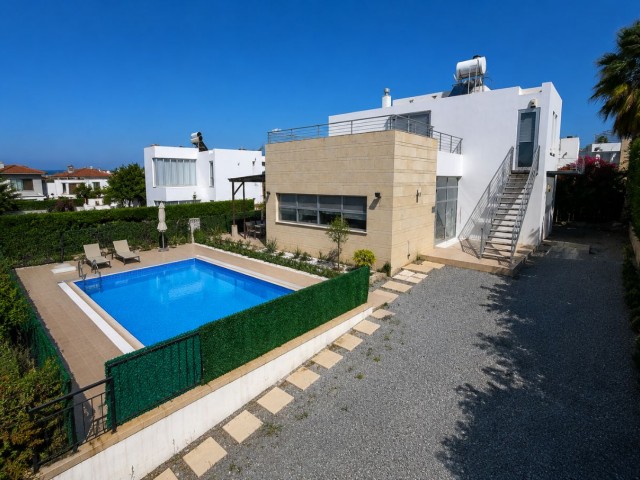 Girne Esentepe'de Modern 3+1 Villa. - Fotoğraf 2