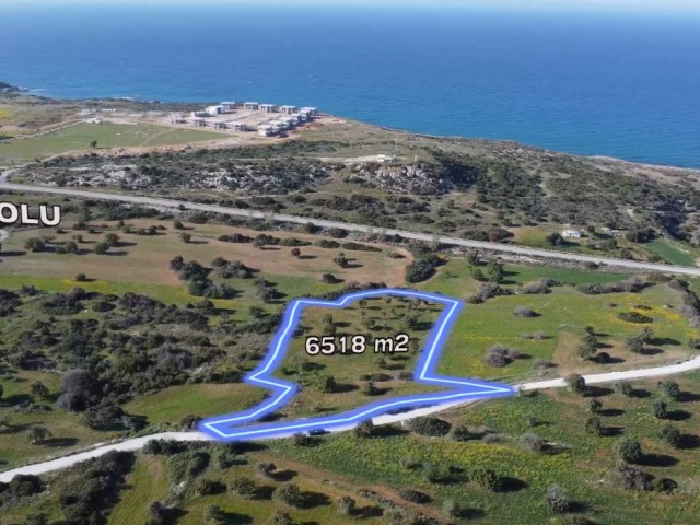 Gazimağusa - Tatlısu'da Deniz Manzaralı 4 Dönüm 3 Evlek 1752 Ayk2 ( 6518 M2 ) Satılık Arazi *** Dönümü £130.000 GBP *** - Fotoğraf 3