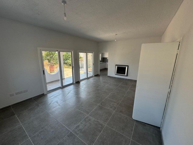 İSKELE - MEHMETÇİK TÜRK KOÇANLI SATILIK 4+1 VİLLA   *** 210.000 GBP***