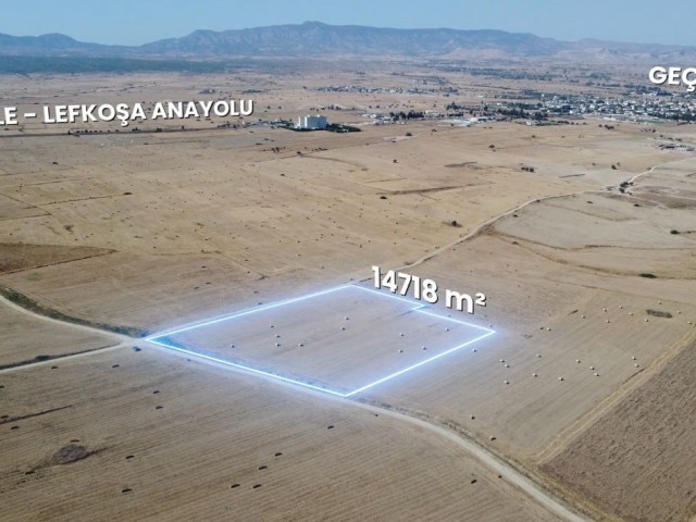 GAZİMAĞUSA - GEÇİTKALE 11 DÖNÜM  ( 14718 m2 ) SATILIK ARAZİ  *** £19.500 DÖNÜMÜ ***