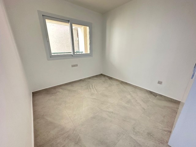 İskele - Bafra Thalassa Resort Denize Sıfır Havuzlu Sitede Türk Koçanlı 2 Yatak Odalı Daire *** £110.000 *** - Fotoğraf 2