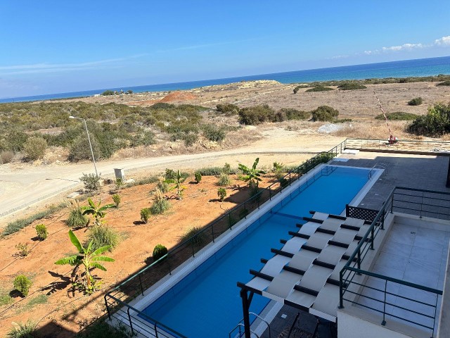 İskele - Bafra Thalassa Resort Denize Sıfır Havuzlu Sitede Türk Koçanlı 2 Yatak Odalı Daire *** £110.000 *** - Fotoğraf 3