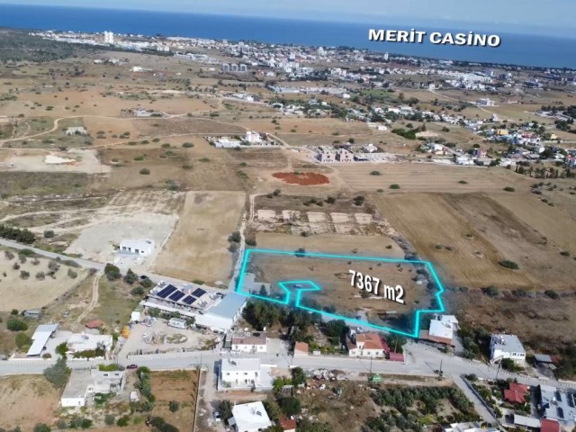 İskele'de 5 Dönüm 2 Evlek 88 Ayk2 (7367 m2 ) (kat Karşılığına Uygun) Satılık Arazi *** Dönümü £136.000 GBP *** - Fotoğraf 3