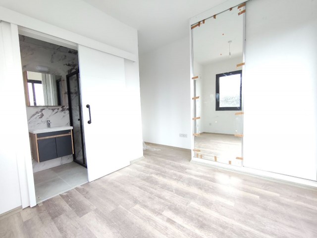 Demirhan'da, Site İçinde, Ebeveyn Banyolu, Sıfır 2+1 Daire