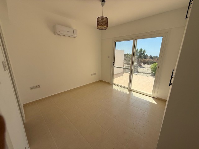 Satılık – Tatlısu, Gazimağusa, Sea Terra Reserve Sitesi'nde Bakımlı Zemin Kat 3+1 Daire