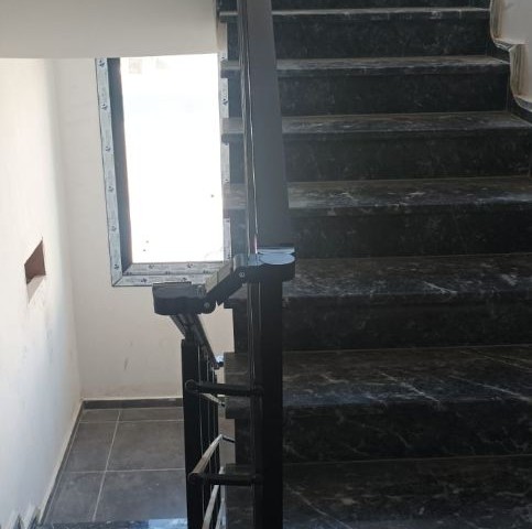Gönyelide Yeşil Alan ve Park Yanında Mükemmel Konumda (1+1) 65m2 Kapalı Alan + 60 M2 Teraslı Penthouse Şanslı Sahibini Bekliyor. - Fotoğraf 4
