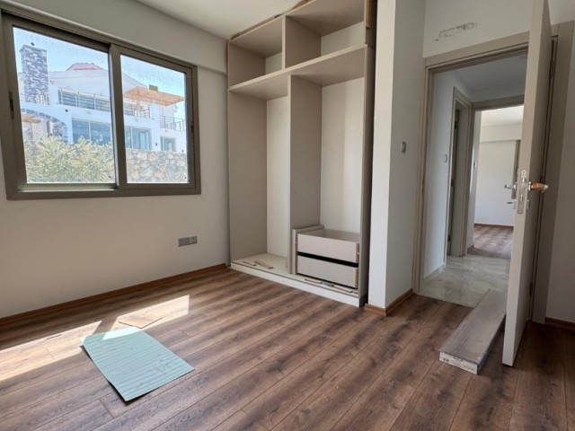 Karşıyaka'da Satılık 4+1 Villa 🌊⛰️ - Fotoğraf 4