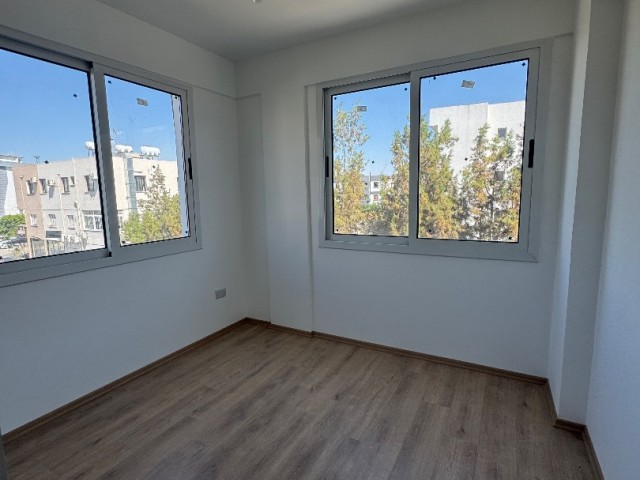 Lefkoşa, Gönyeli'de 2+1 Satılık Daire - Fotoğraf 4