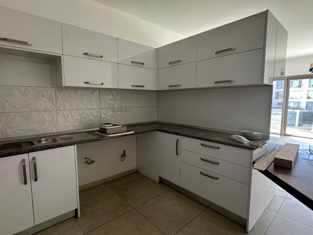 Lefkoşa Hamitköy’de Satılık Türk Malı Geniş 2+1 Daire | 90 m² | - Fotoğraf 2