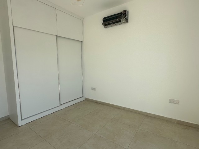 Lefkoşa Hamitköy’de Satılık Türk Malı Geniş 2+1 Daire | 90 m² | - Fotoğraf 4