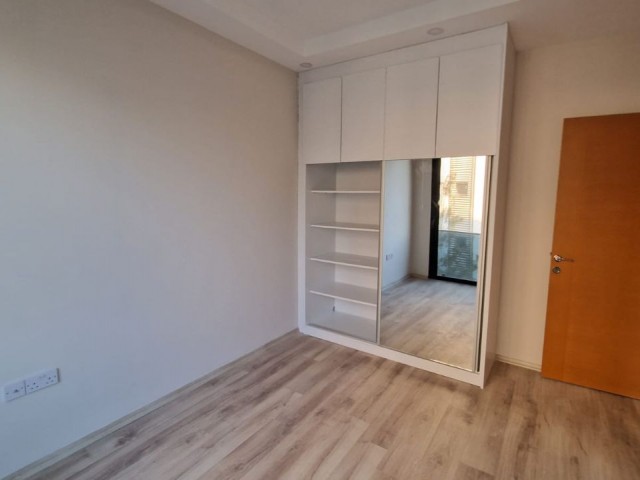 yenişehir bölgesinde mükemmel konumda satılık 2+1 daire
