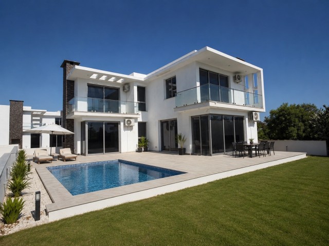 Girne Ozanköy'de Özel Havuzlu 4+1 Lüks Villa Satılık!💯