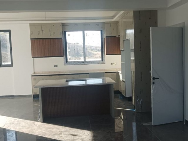 Gönyelinin En Yüksek Yeri Aşıklar Tepesinde Mükemmel Manzaralı Bahçeli (4+1) Teraslı Geniş ve Ferah Müstakil Satılık Lüks Villa. - Fotoğraf 1