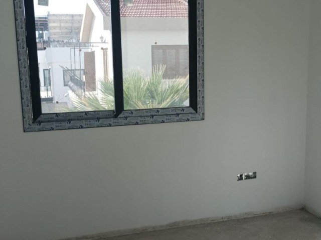 Gönyelide Park Yanında Mükemmel Lokasyonda (3+1) 125 M2 Geniş ve Ferah Satılık Daireler. - Fotoğraf 1