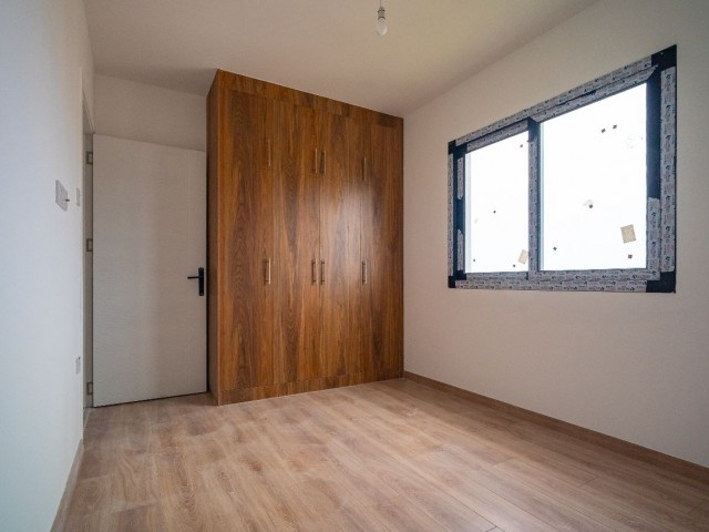 Girne Merkez Satılık 2+1 Daire | Yeni Apartmanda Merkezi Lokasyon - Fotoğraf 2