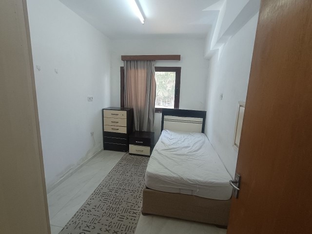 Yenişehir'de satılık zemin kat 4 +1 daire