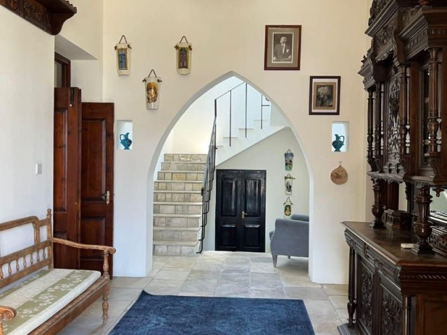 Bellapaıs'de Satılık 3+1 Villa - Fotoğraf 2