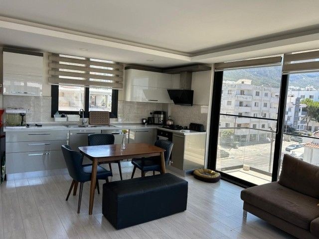 Girne'de Satılık 2+1 Daire - Fotoğraf 1