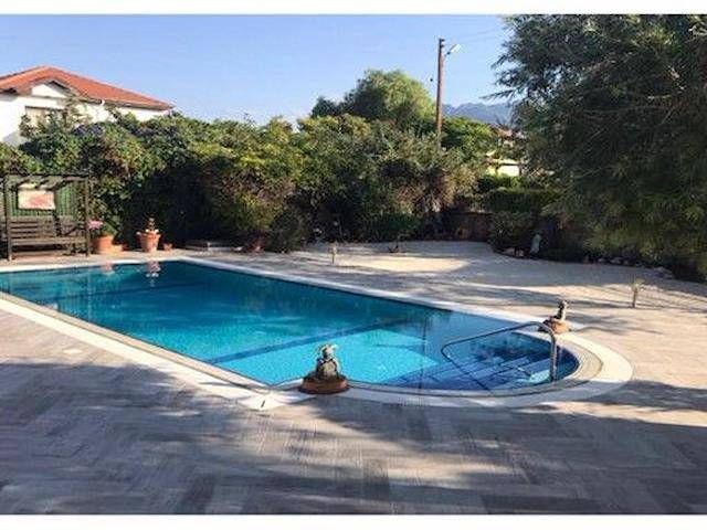 Girne'de Satılık 3+2 Villa - Fotoğraf 1