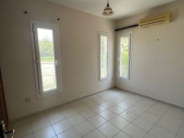 KARŞIYAKA BÖLGESİNDE 4+1 SATILIK VİLLA