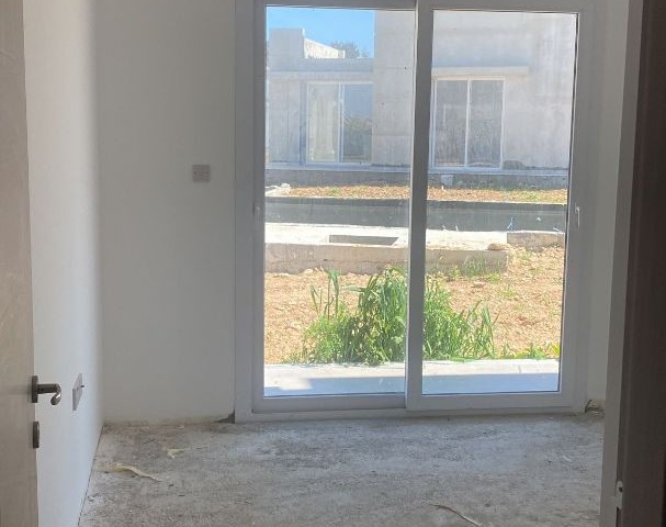 Çatalköy'de Satılık 2+1 Daire - Fotoğraf 1