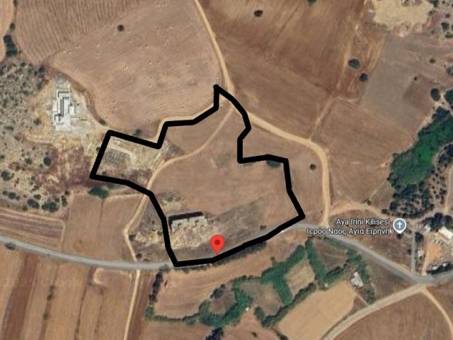 AKDENİZ BÖLGESİNDE DENİZE MESAFESİ 1.5 KM KONUT İMARLI SATILIK ARAZİ